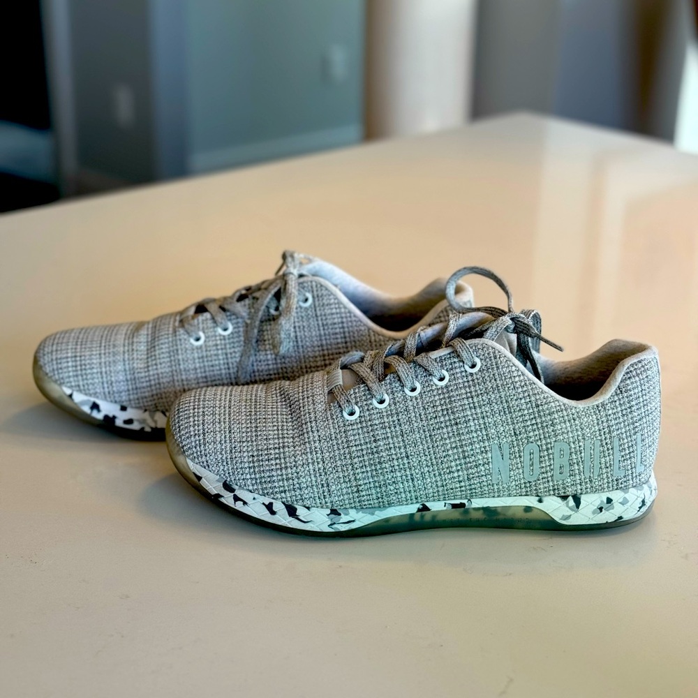 Nobull sneakers grey